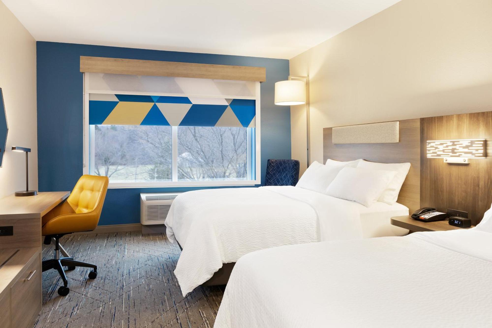 Holiday Inn Express Newton, An Ihg Hotel Kültér fotó